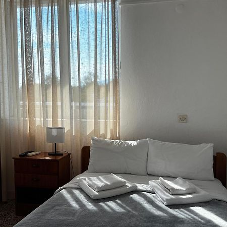 Prado Apartment Hotel Limin Litochorou Exterior foto