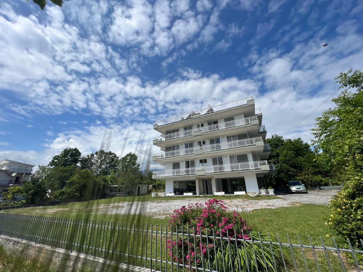 Prado Apartment Hotel Limin Litochorou Exterior foto