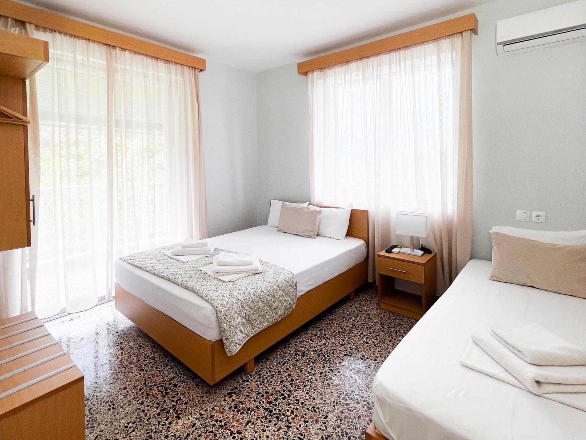 Prado Apartment Hotel Limin Litochorou Exterior foto